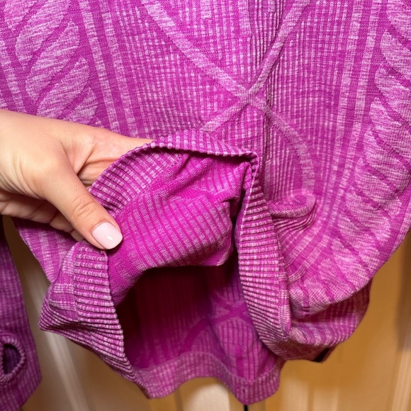 Lululemon - Casual Long Sleeve Rest Less Pullover in Heathered Ultra Violet - Picture 6 of 9